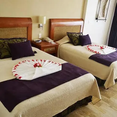 Отель De La Cite Rougemont Париж