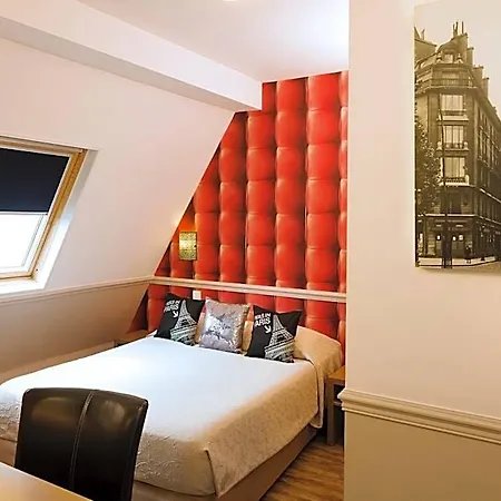Hotel De La Cite Rougemont Paris