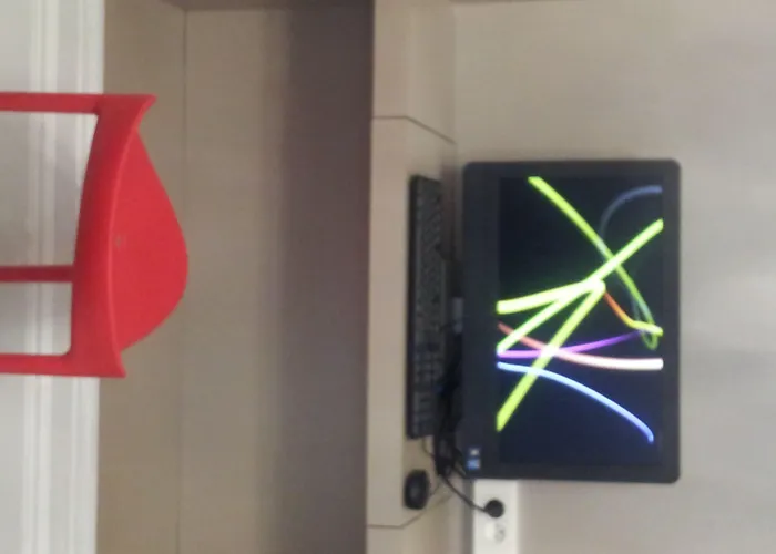 Hotell De La Cite Rougemont Paris