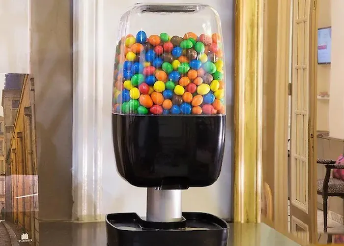 De La Cite Rougemont 2*