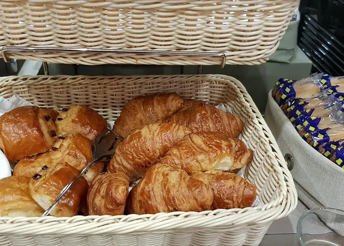 Hotel De La Cite Rougemont 2*